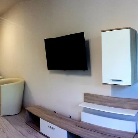 Brand New In The Center Apartamento
